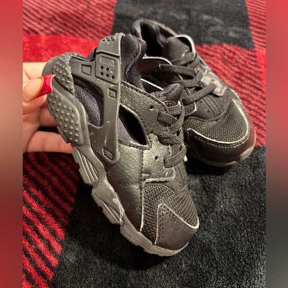 Nike huarache toddler sneakers 8C - Picture 1 of 3